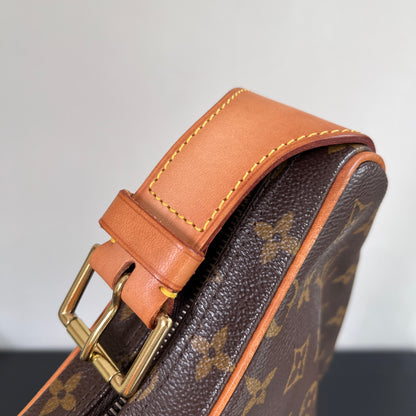 Louis Vuitton Vintage Croissant MM Shoulder Bag