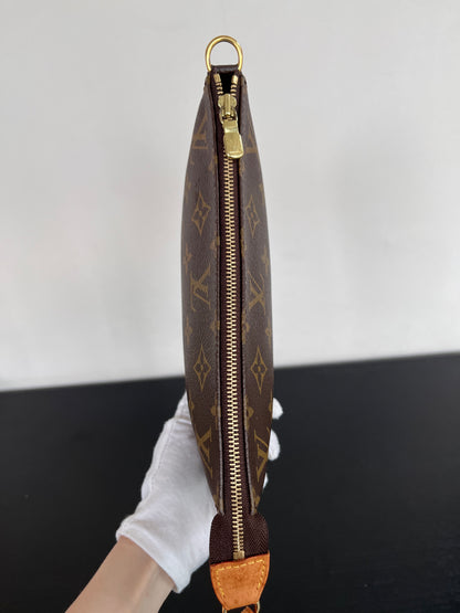 Louis Vuitton Vintage Monogram Pochette