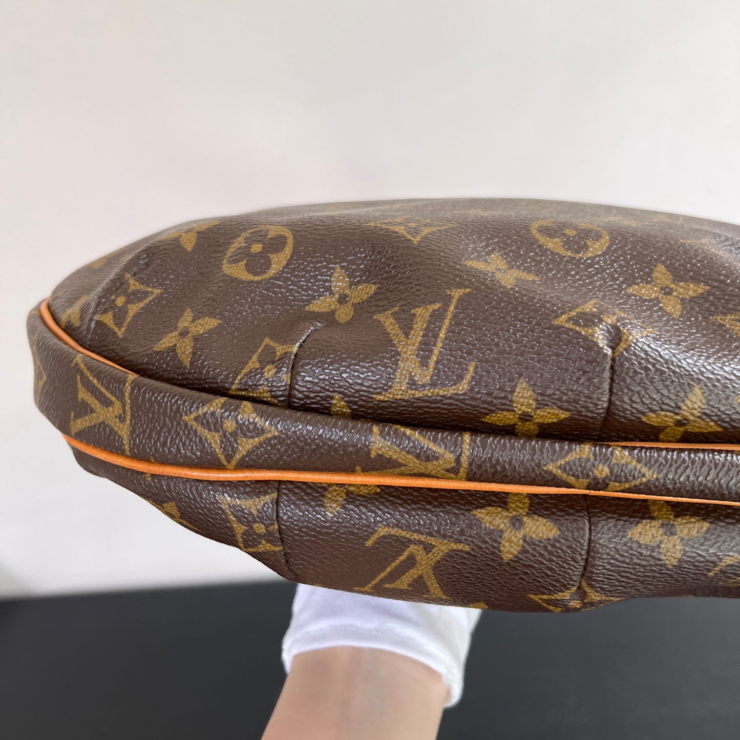 Louis Vuitton Vintage Croissant MM Shoulder Bag