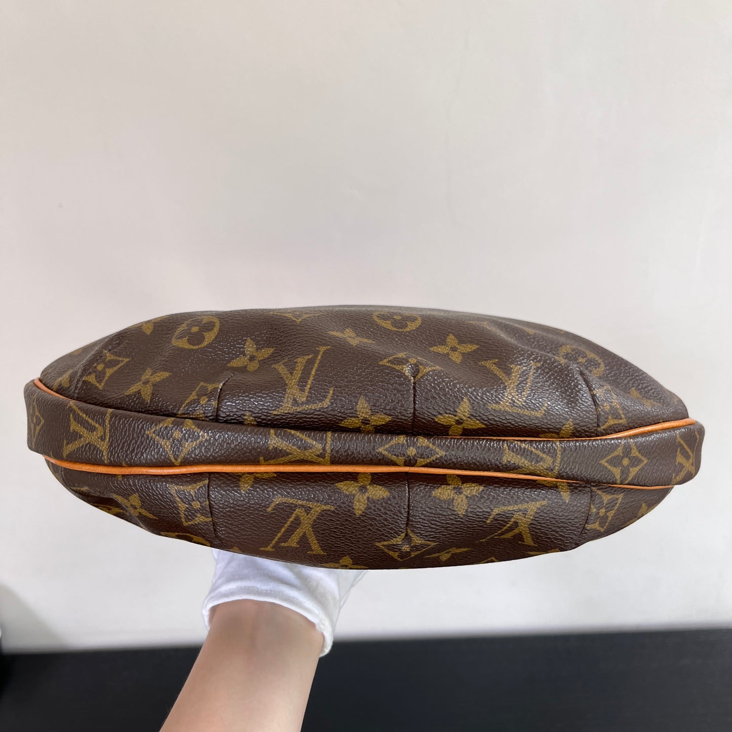Louis Vuitton Vintage Croissant MM Shoulder Bag