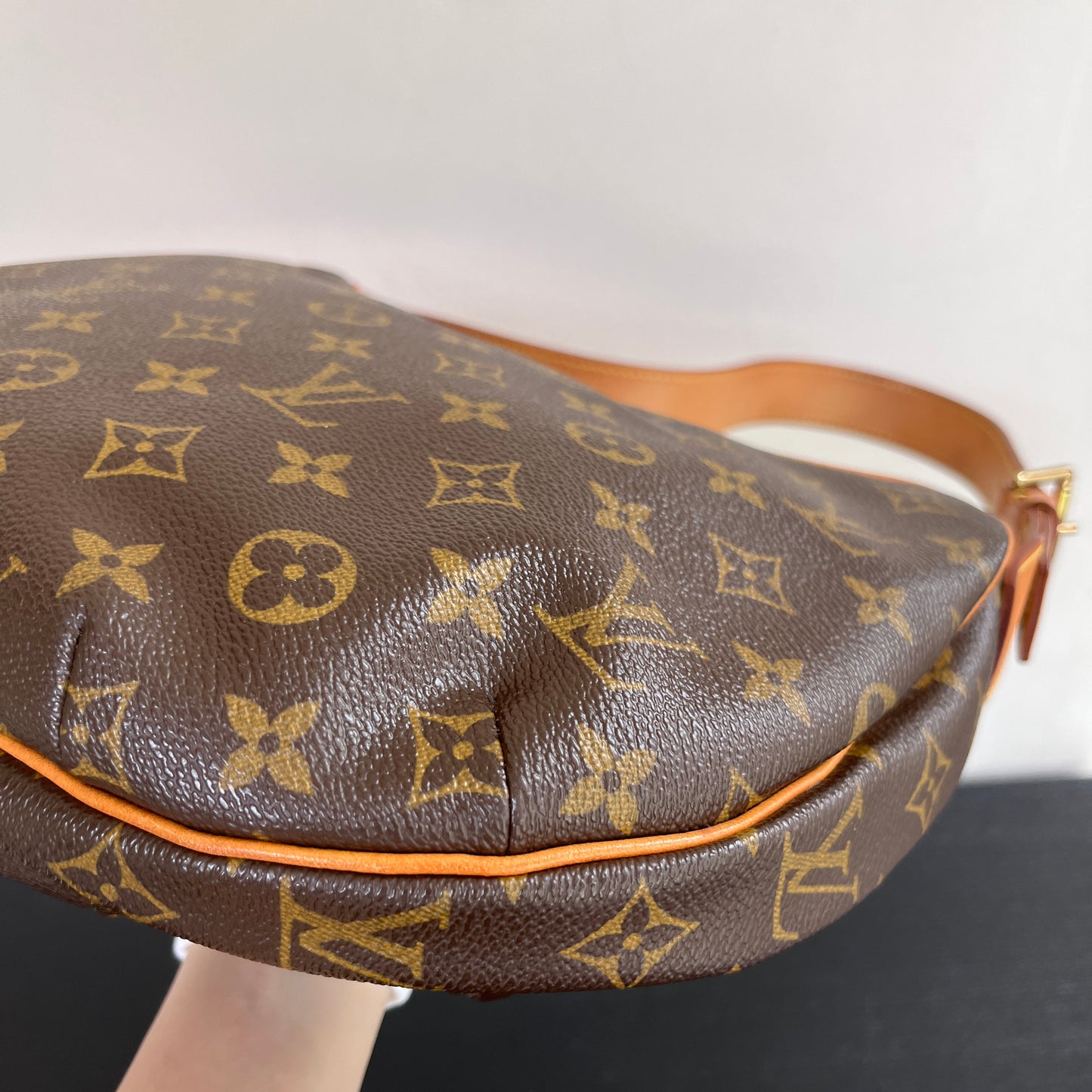 Louis Vuitton Vintage Croissant MM Shoulder Bag