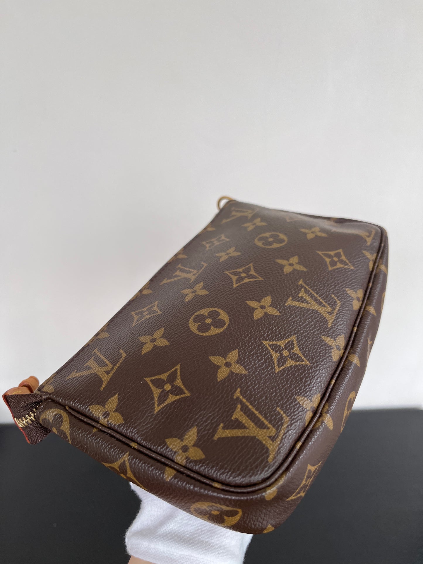 Louis Vuitton Vintage Monogram Pochette