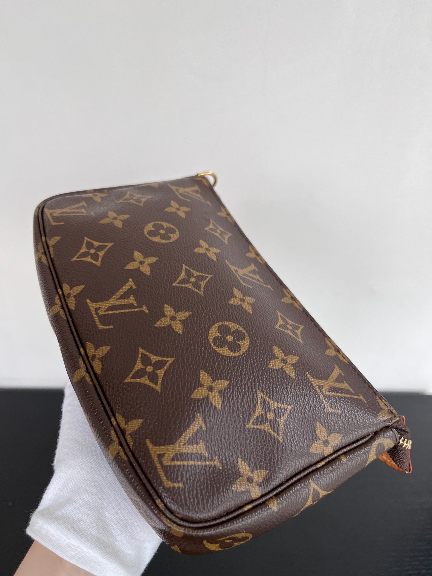 Louis Vuitton Vintage Monogram Pochette