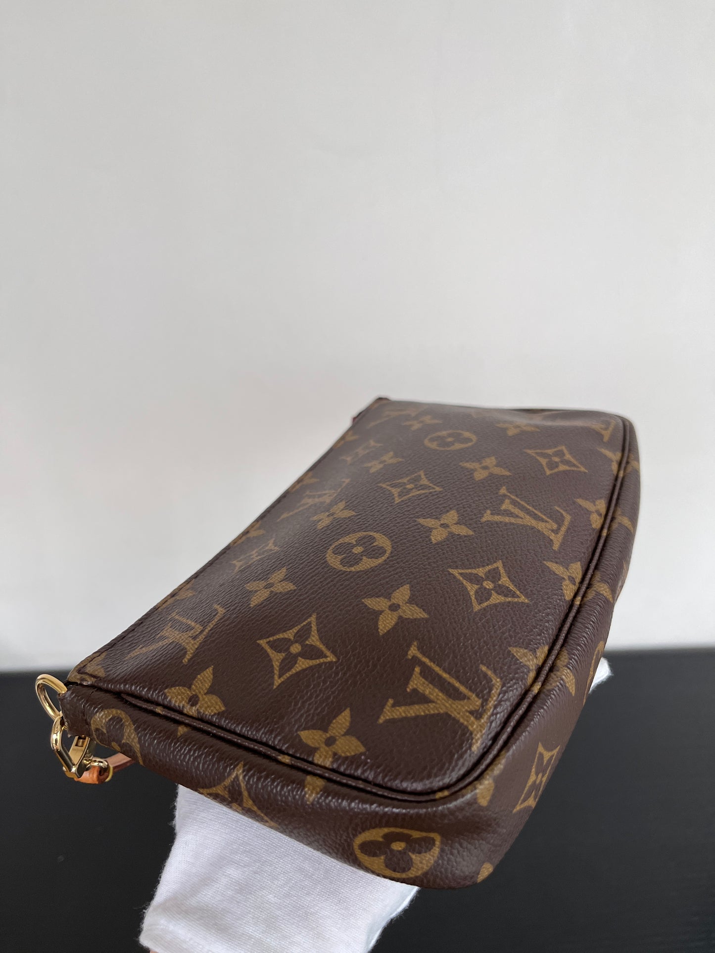 Louis Vuitton Vintage Monogram Pochette