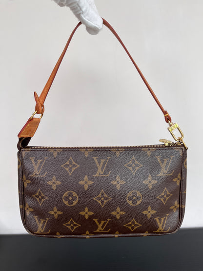 Louis Vuitton Vintage Monogram Pochette