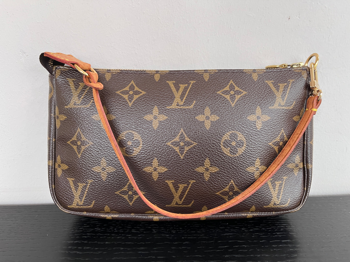 Louis Vuitton Vintage Monogram Pochette