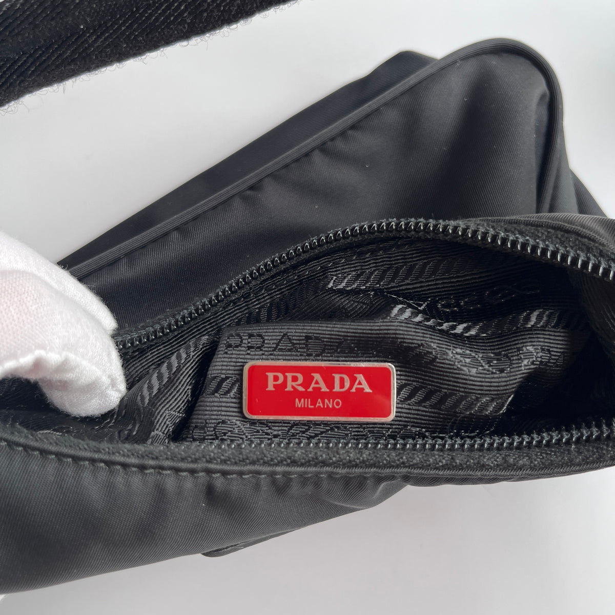 Prada Black Re-Edition 2000 Re-nylon Shoulder Bag