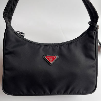 Prada Black Re-Edition 2000 Re-nylon Shoulder Bag