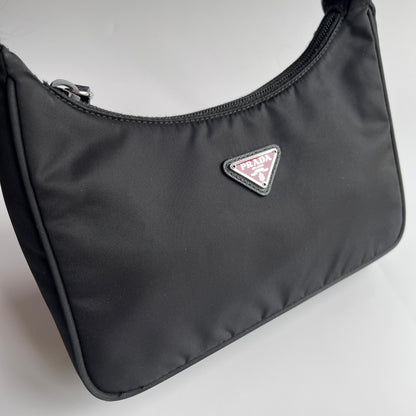 Prada Black Re-Edition 2000 Re-nylon Shoulder Bag