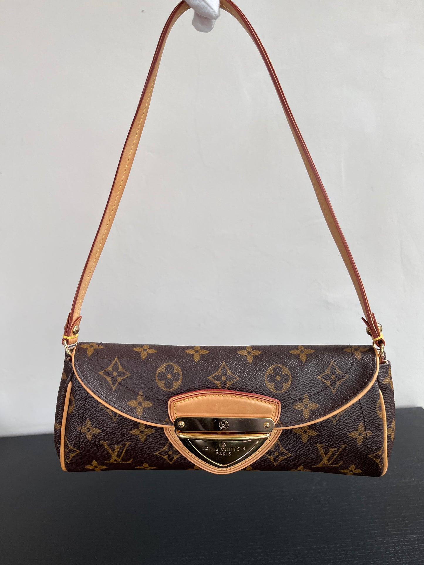 Louis Vuitton Beverly PM Shoulder Bag