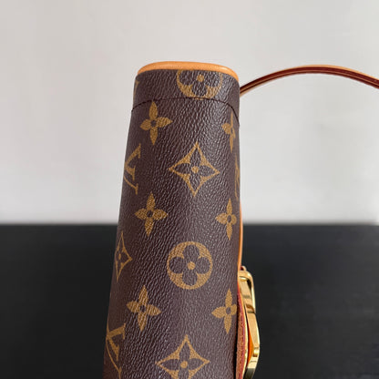 Louis Vuitton Beverly PM Shoulder Bag