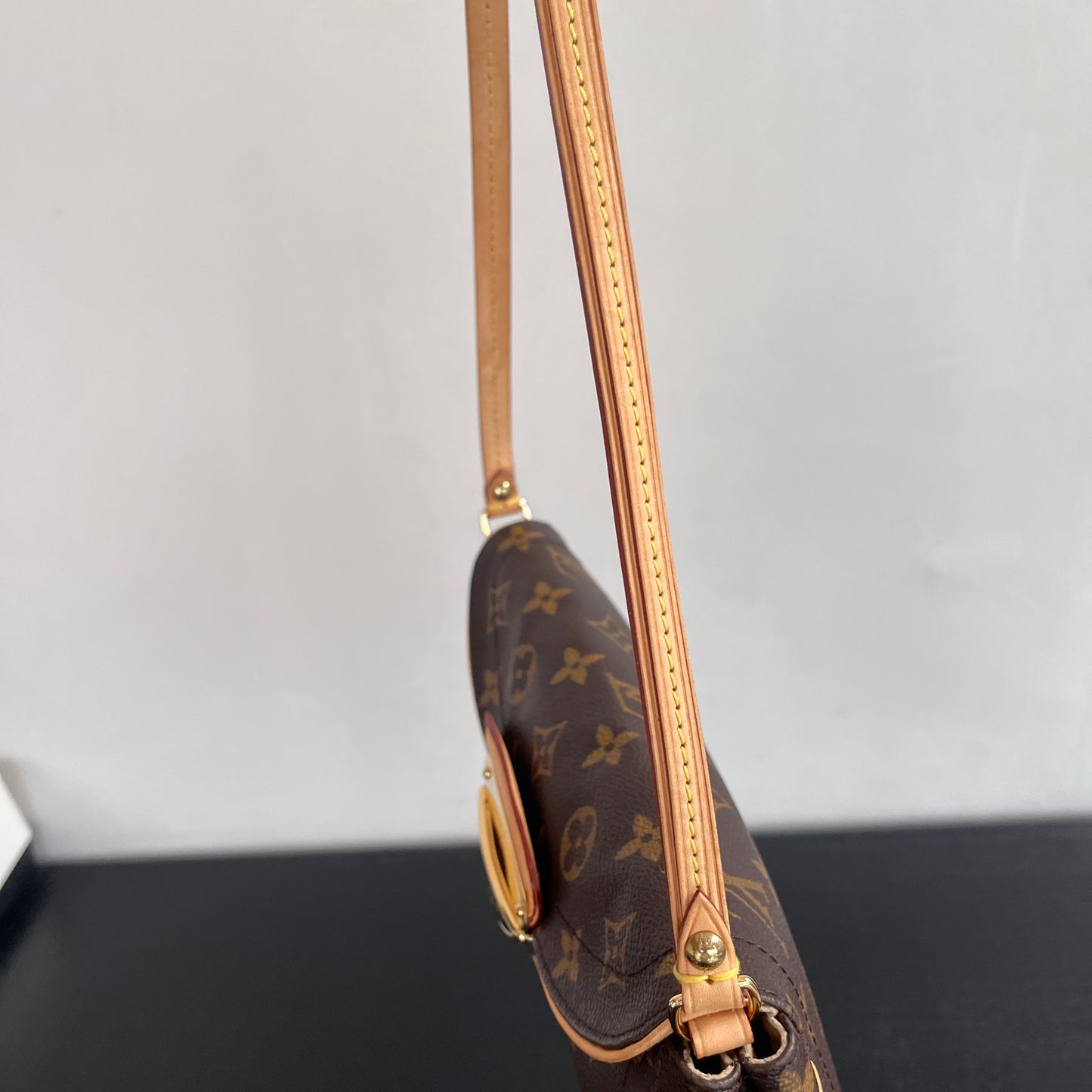 Louis Vuitton Beverly PM Shoulder Bag