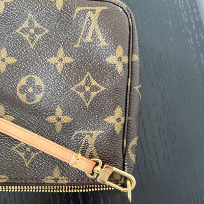 Louis Vuitton Vintage Monogram Pochette