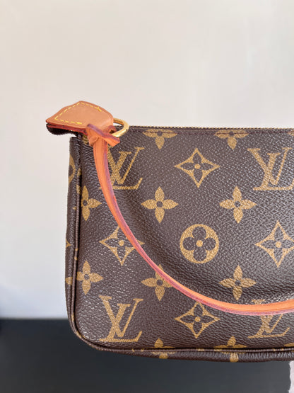 Louis Vuitton Vintage Monogram Pochette