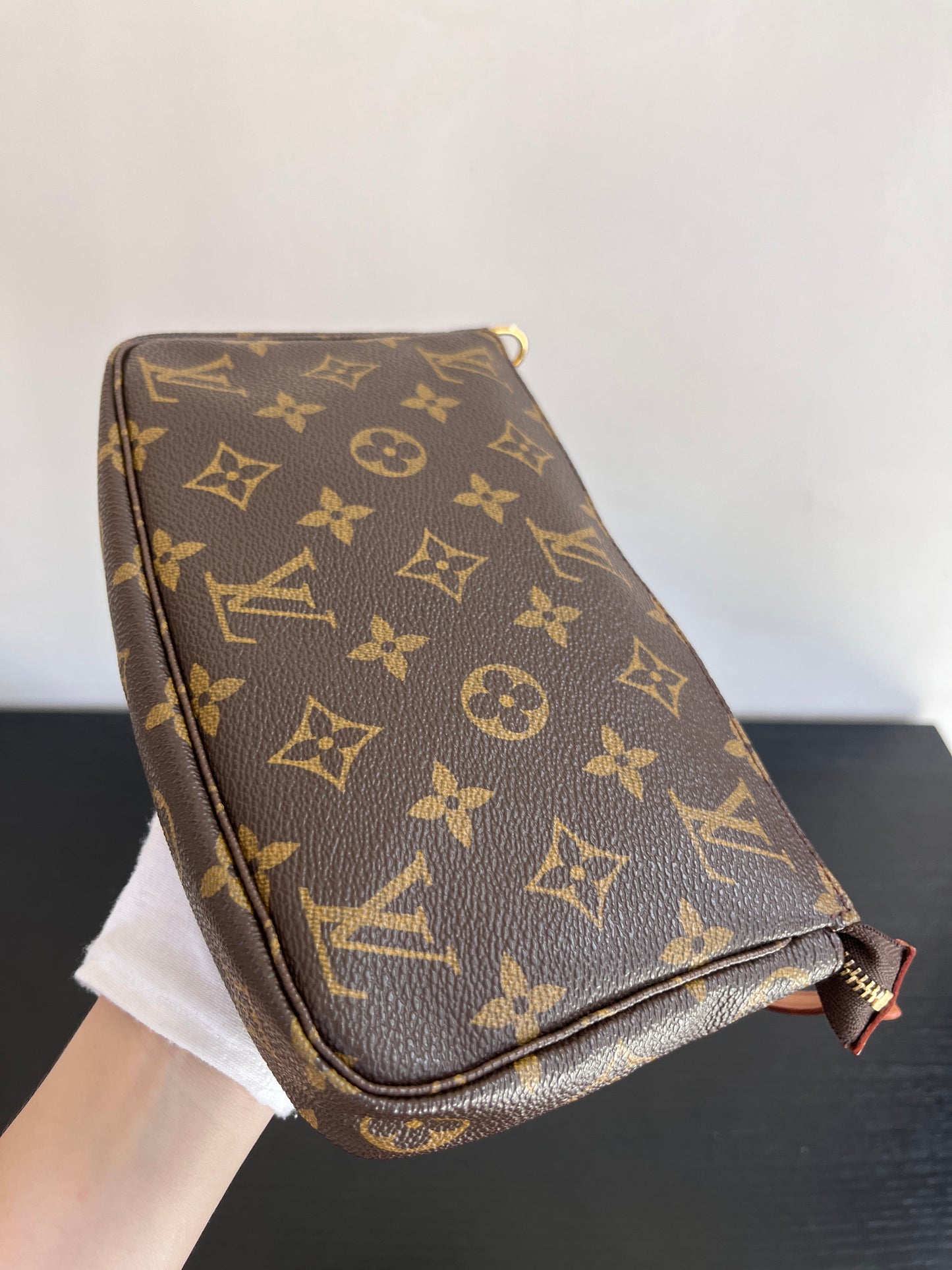 Louis Vuitton Vintage Monogram Pochette