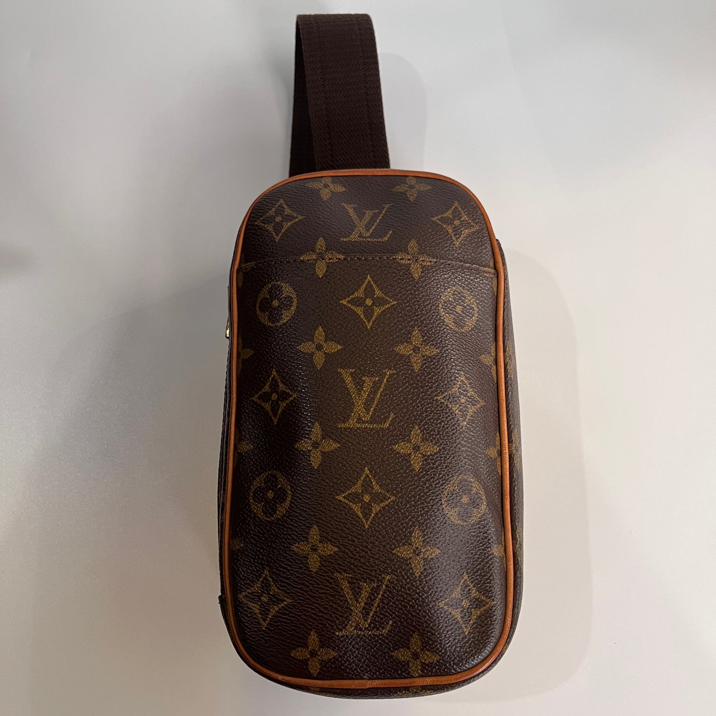 Louis Vuitton Unisex Gange crossbody/ waist/ bum bag