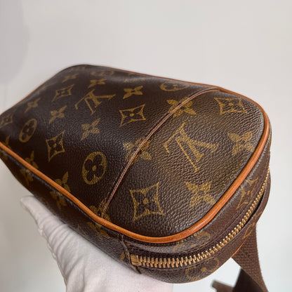 Louis Vuitton Unisex Gange crossbody/ waist/ bum bag
