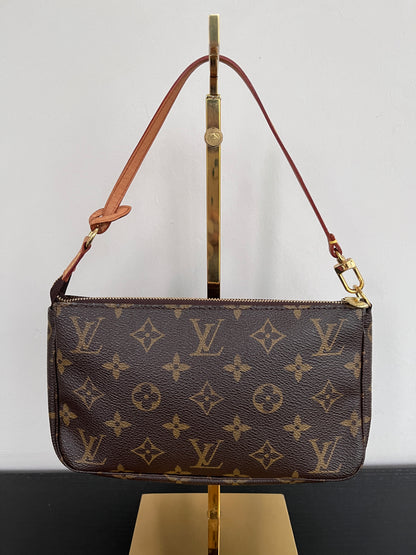 Louis Vuitton Vintage Monogram Pochette