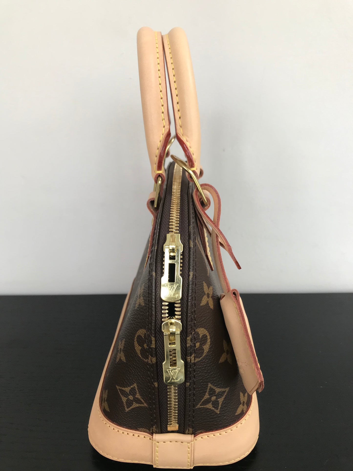 Louis Vuitton Alma BB Monogram NO PADLOCK