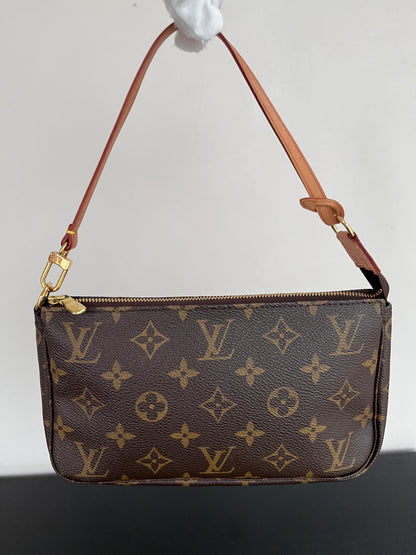 Louis Vuitton Vintage Monogram Pochette