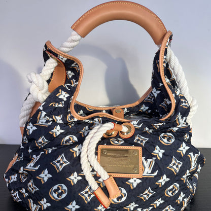 Louis Vuitton Cruise Bulles MM Navy