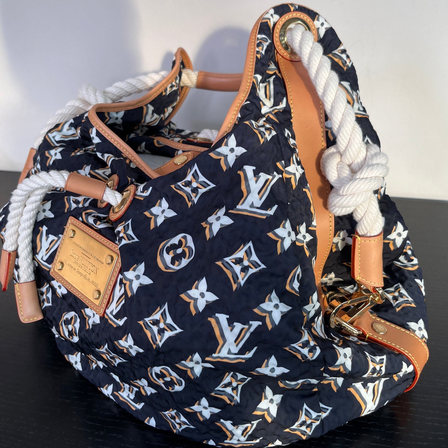 Louis Vuitton Cruise Bulles MM Navy