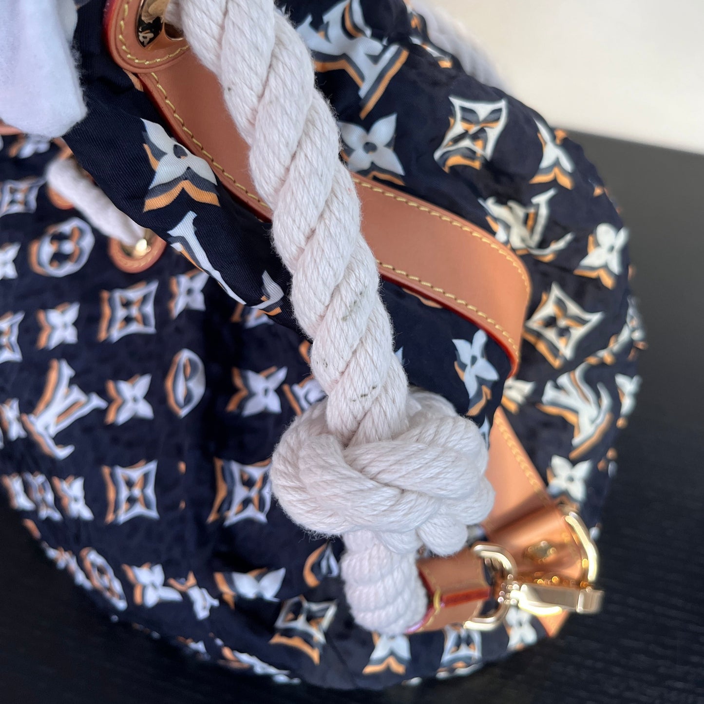 Louis Vuitton Cruise Bulles MM Navy