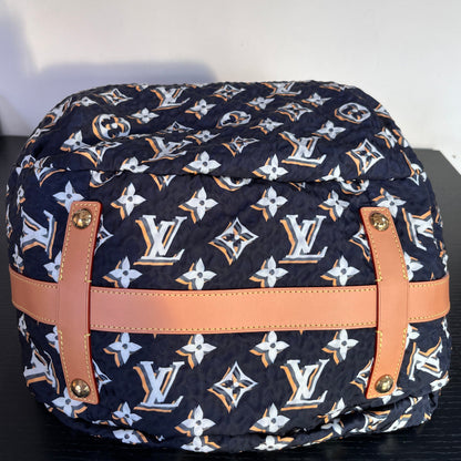 Louis Vuitton Cruise Bulles MM Navy