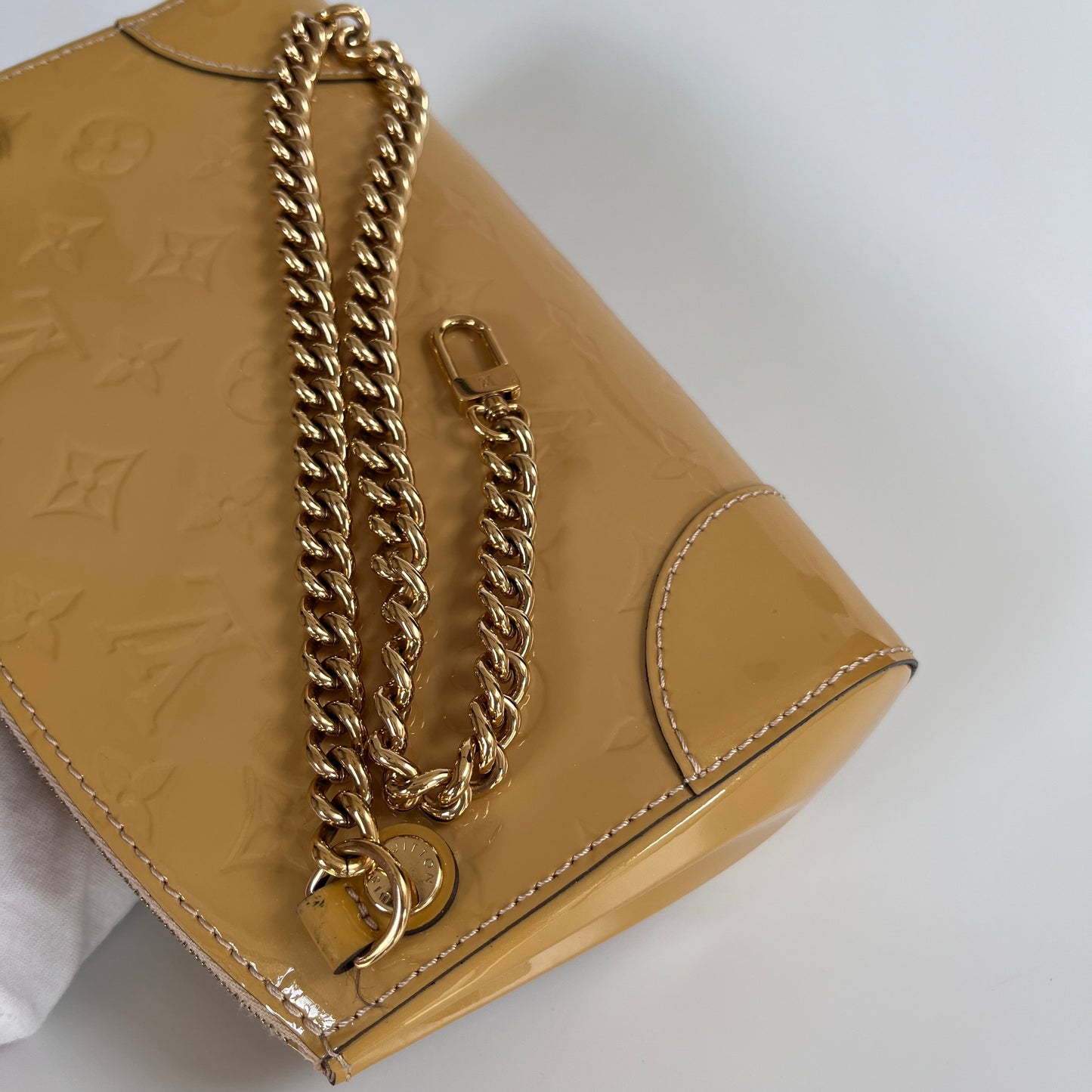 Louis Vuitton Santa Monica Yellow Vernis Clutch/ Crossbody Bag