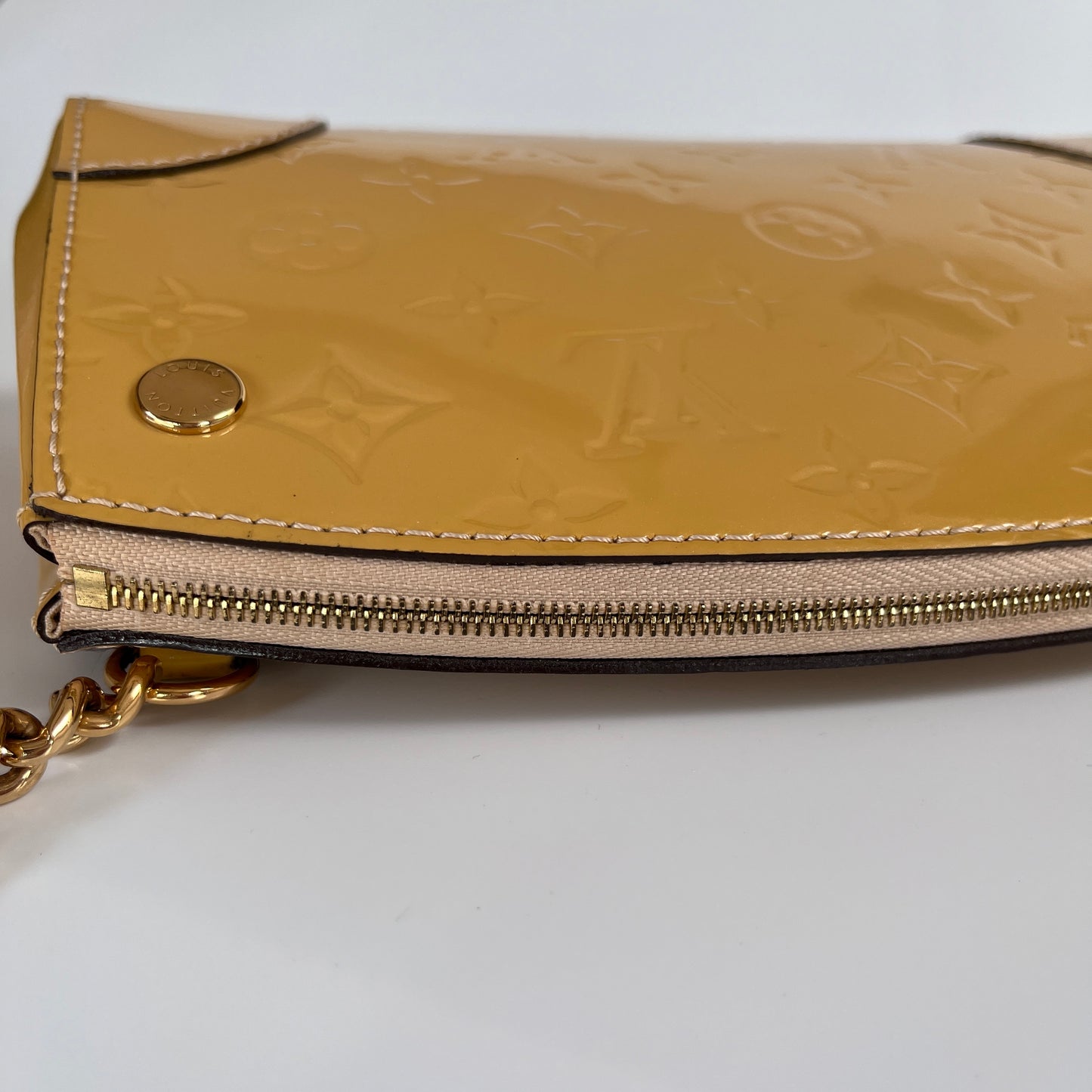 Louis Vuitton Santa Monica Yellow Vernis Clutch/ Crossbody Bag