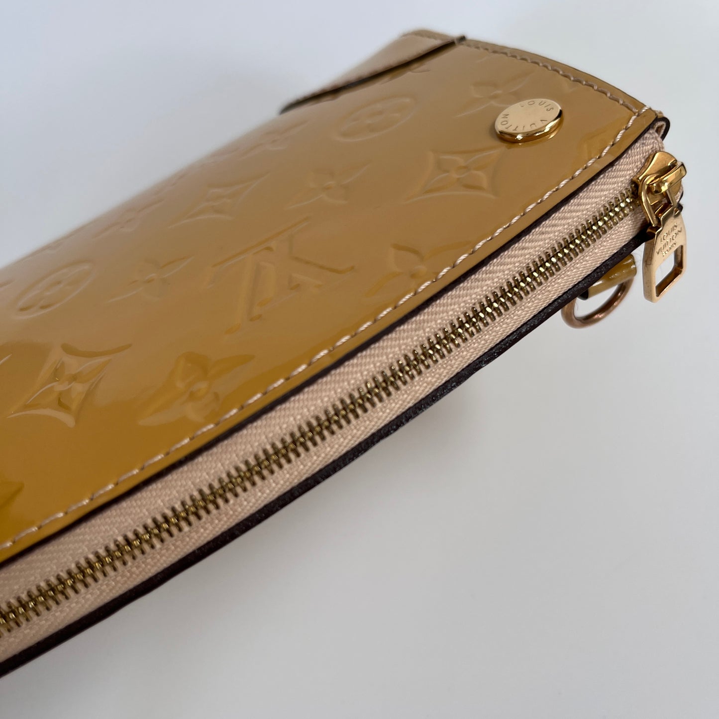 Louis Vuitton Santa Monica Yellow Vernis Clutch/ Crossbody Bag