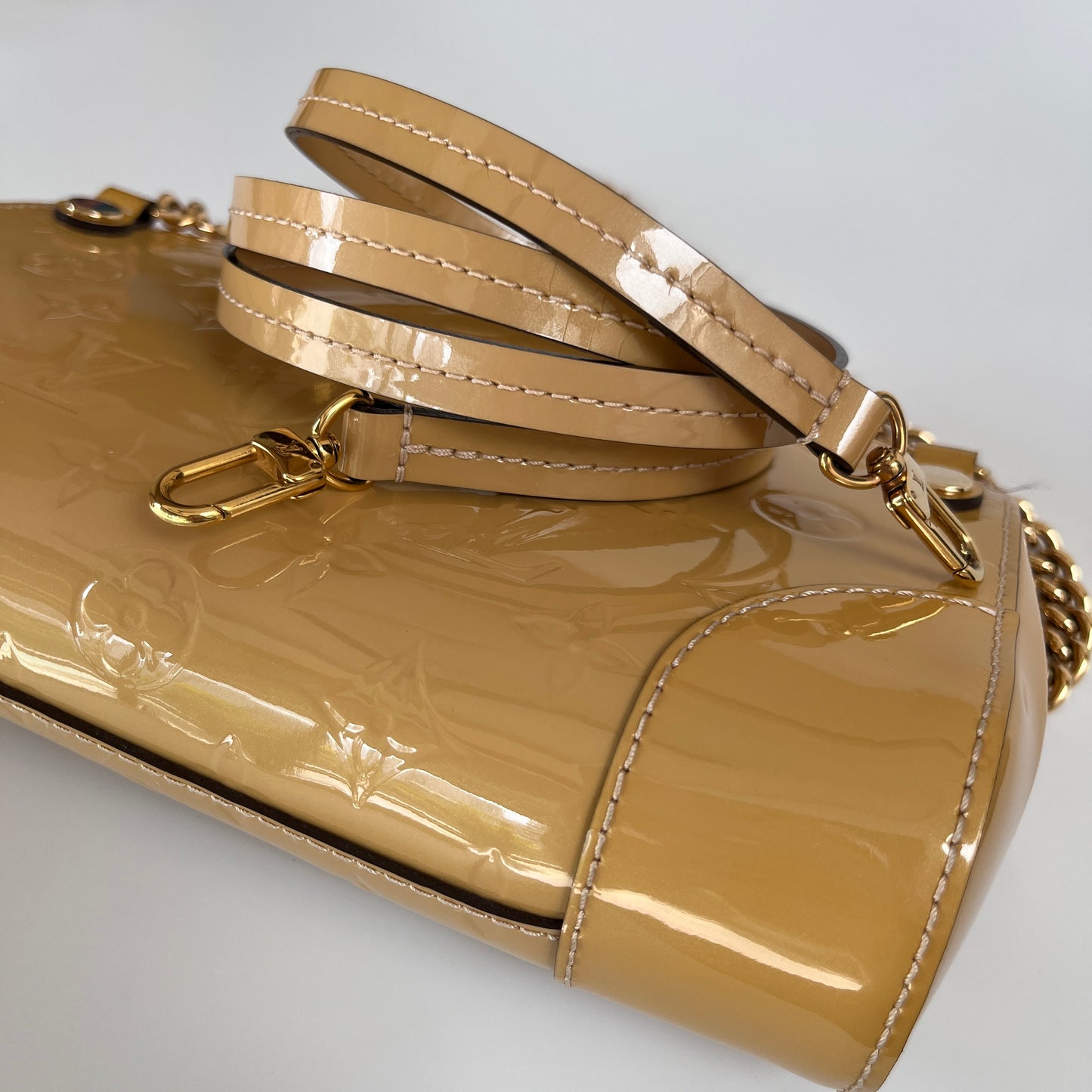 Louis Vuitton Santa Monica Yellow Vernis Clutch/ Crossbody Bag