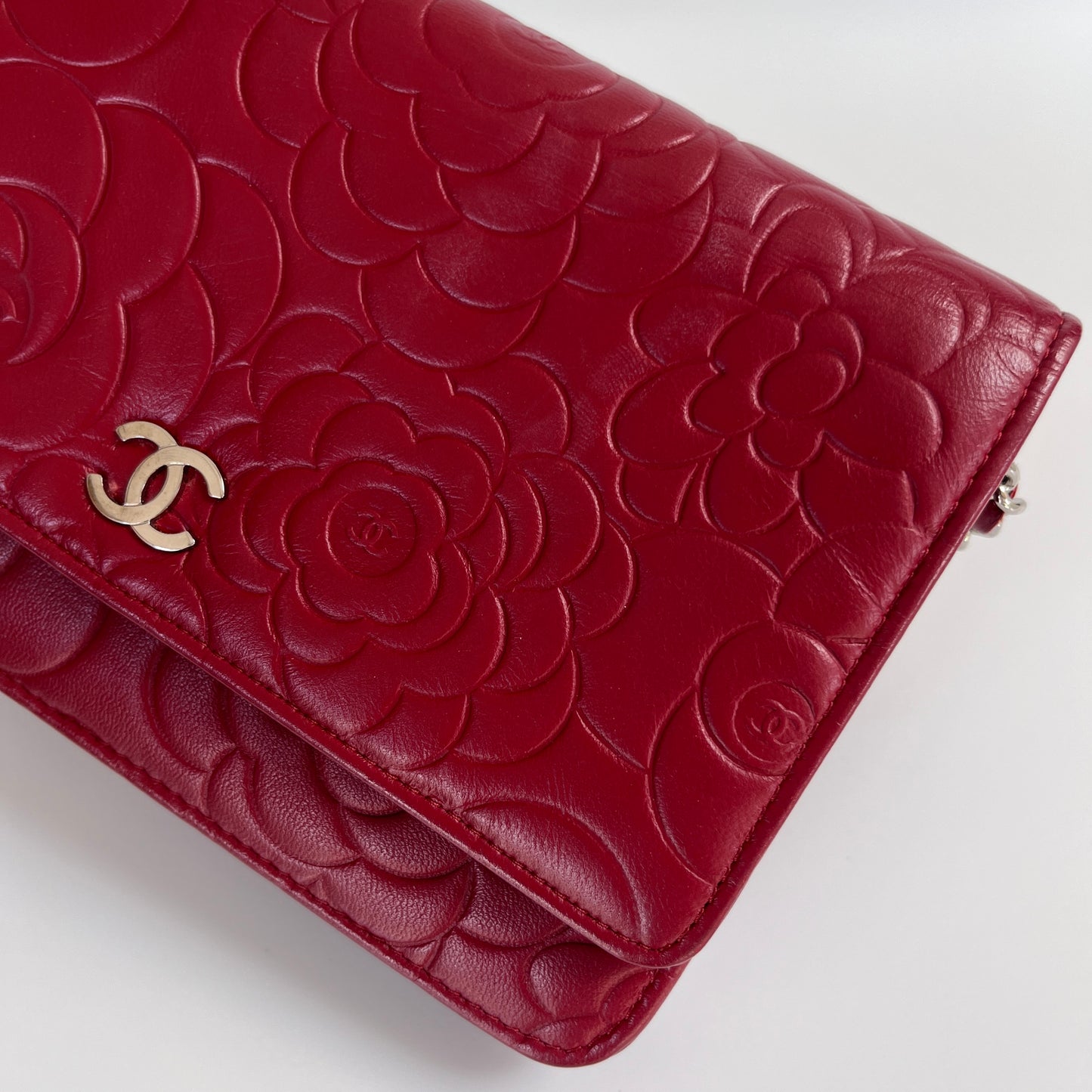 Chanel Red Camellia Lambskin Wallet On Chain