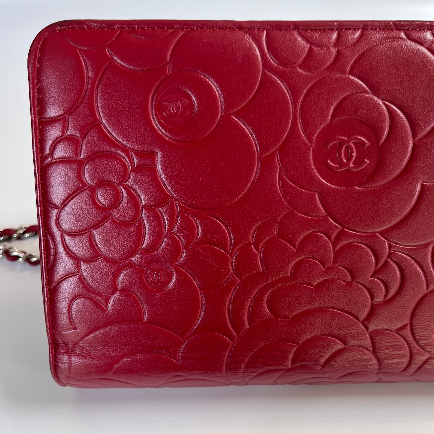 Chanel Red Camellia Lambskin Wallet On Chain
