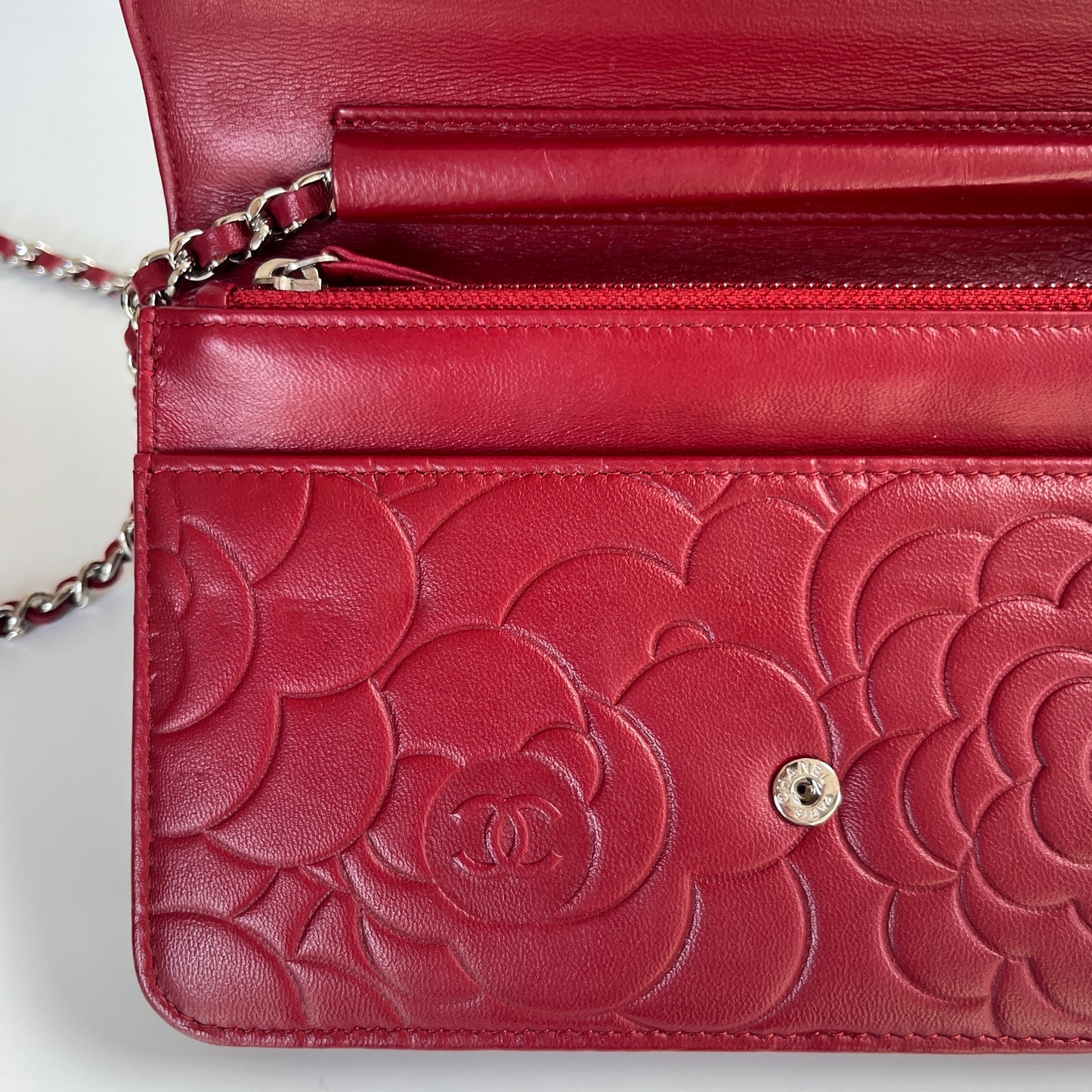 Chanel Red Camellia Lambskin Wallet On Chain