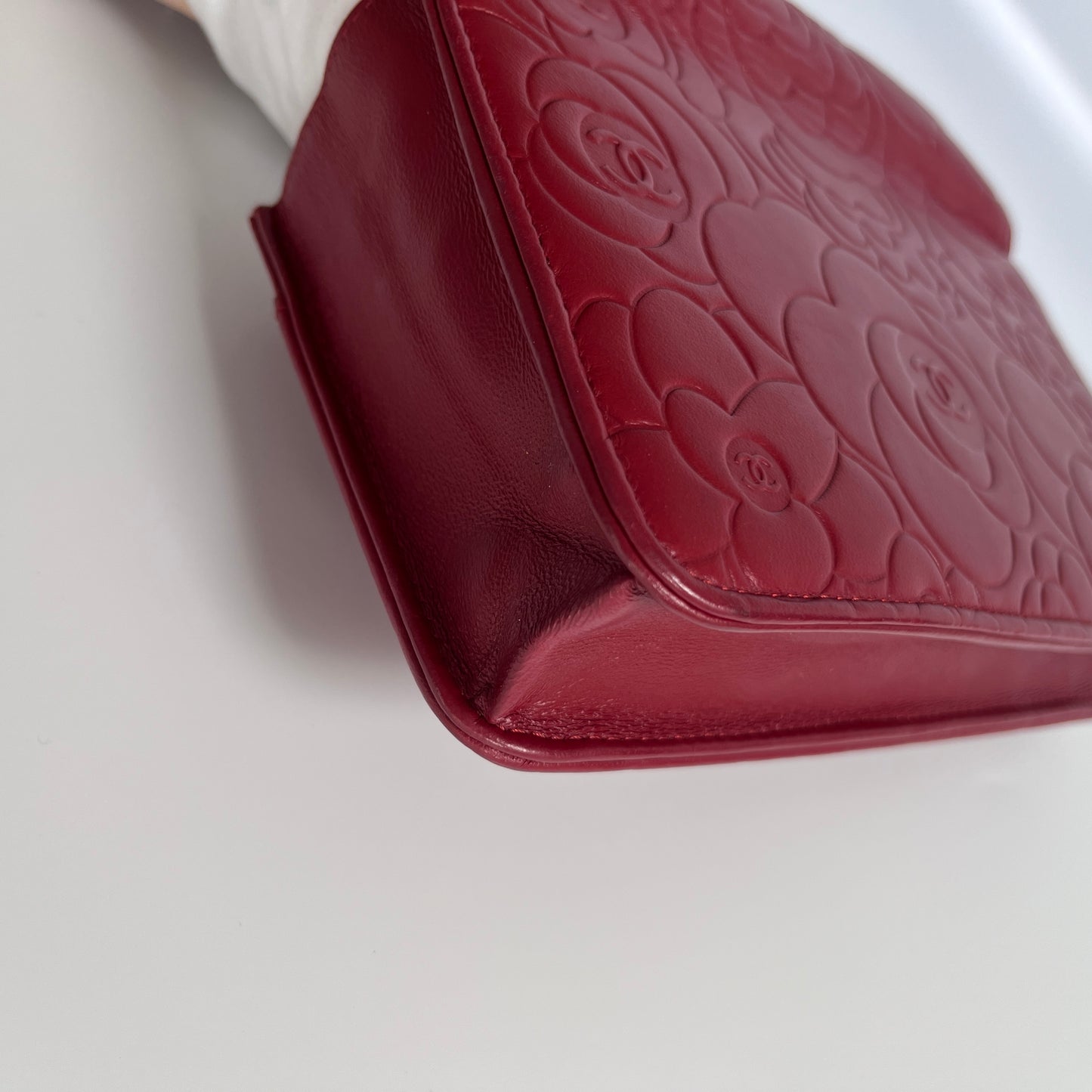 Chanel Red Camellia Lambskin Wallet On Chain