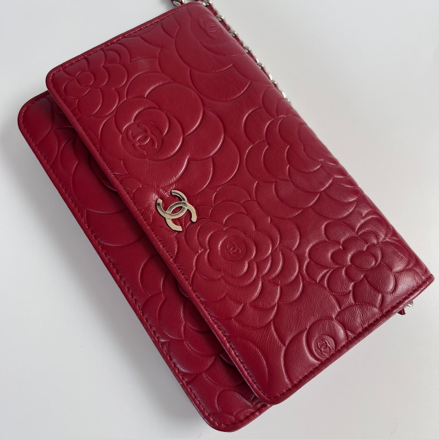 Chanel Red Camellia Lambskin Wallet On Chain