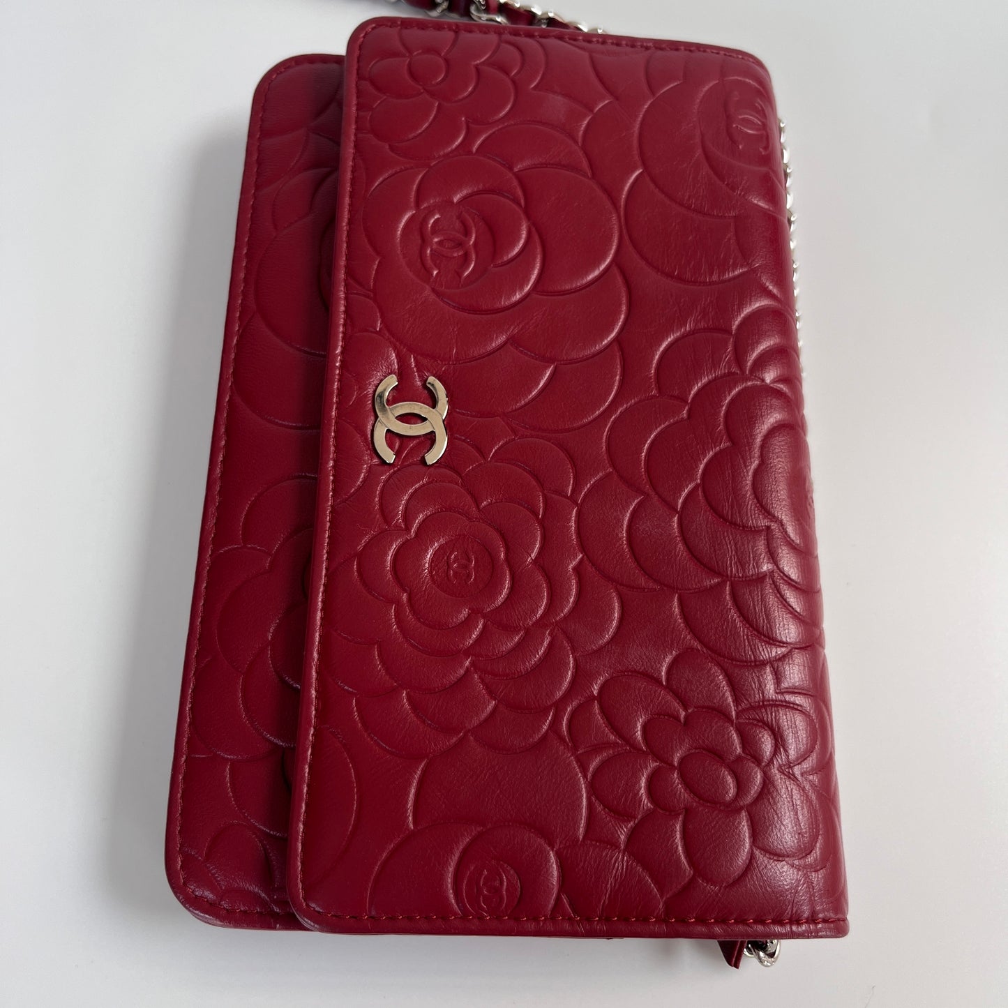Chanel Red Camellia Lambskin Wallet On Chain