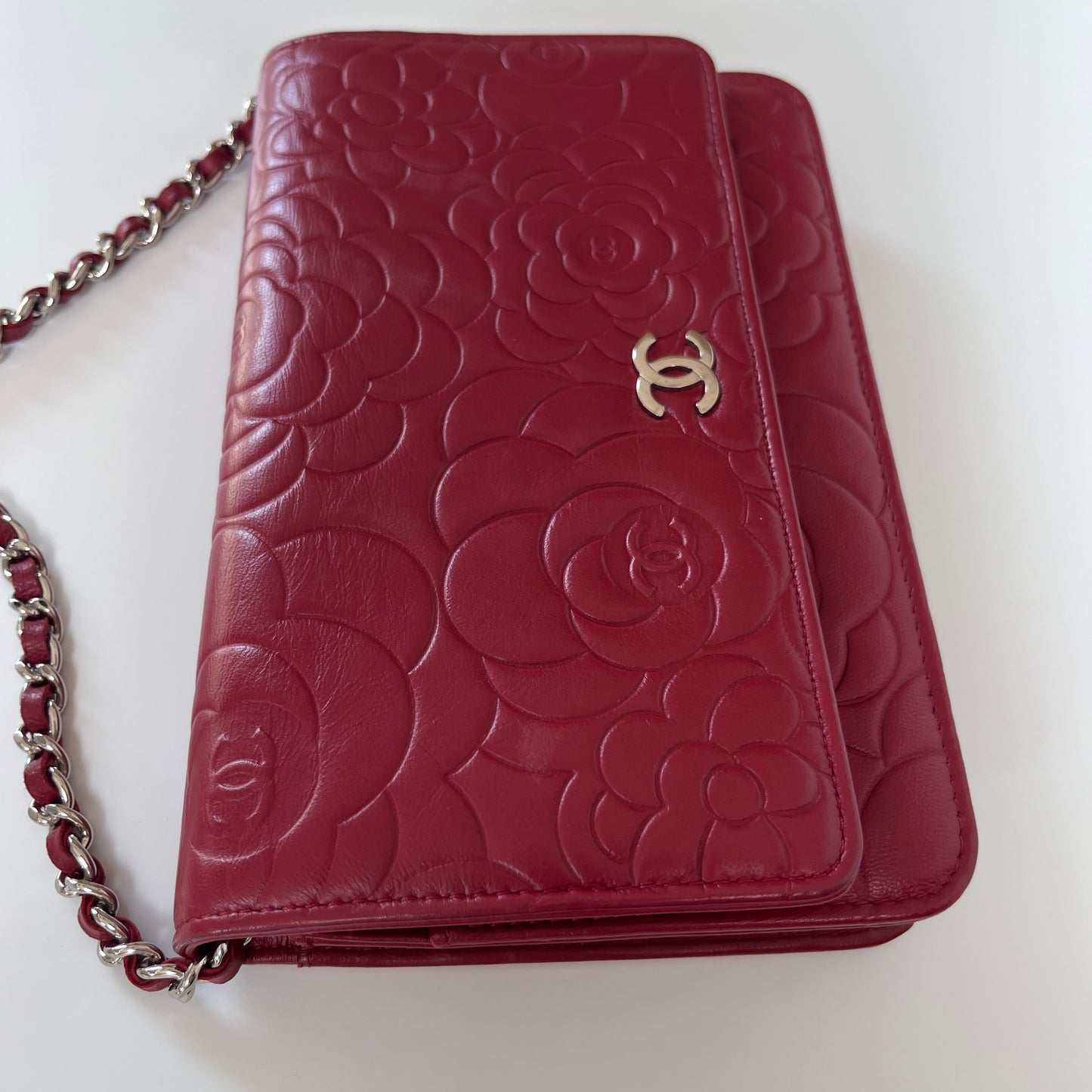 Chanel Red Camellia Lambskin Wallet On Chain