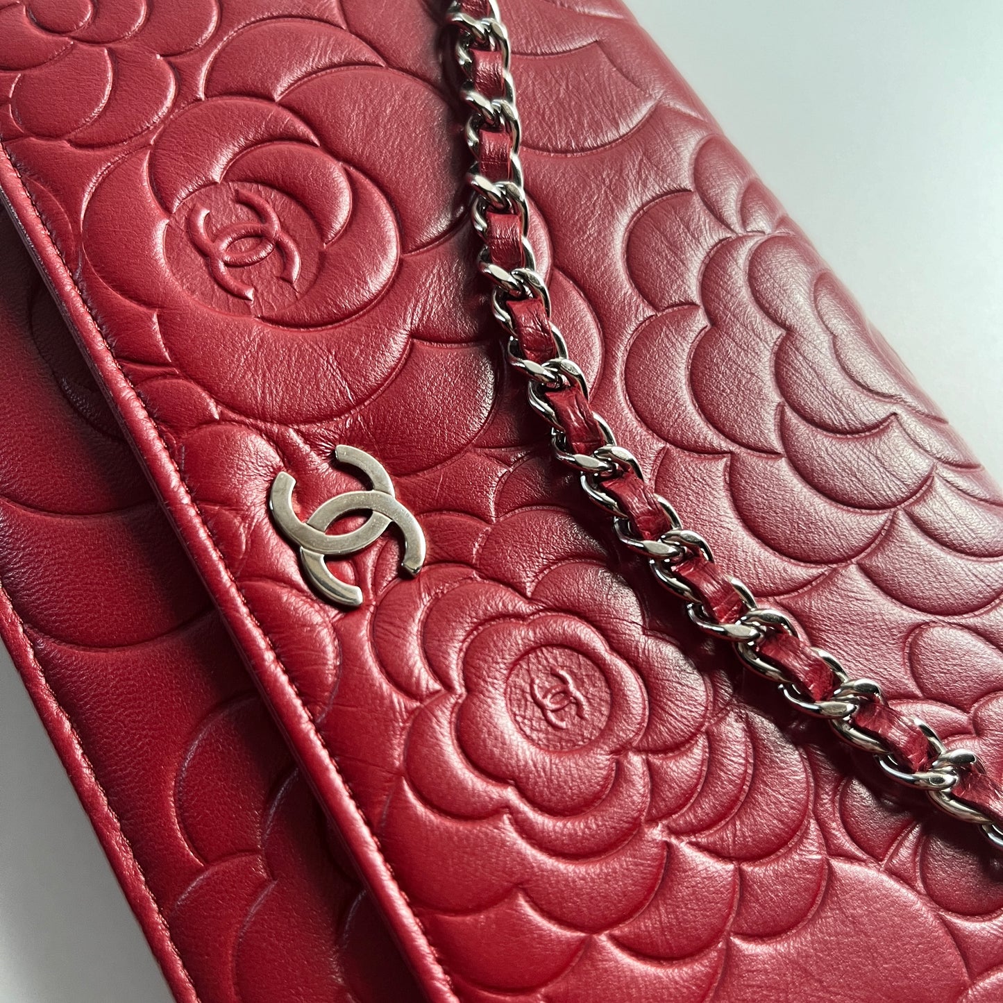 Chanel Red Camellia Lambskin Wallet On Chain