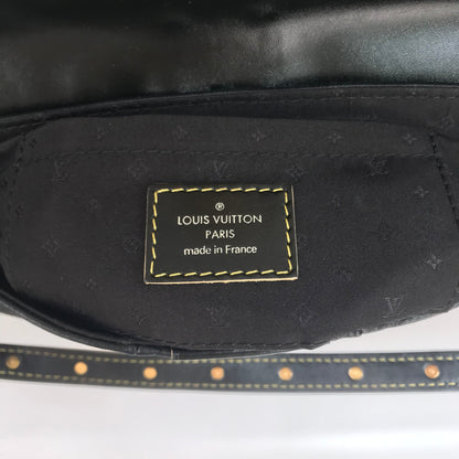 Louis Vuitton Black Suhali Le Precieux Pochette Clutch