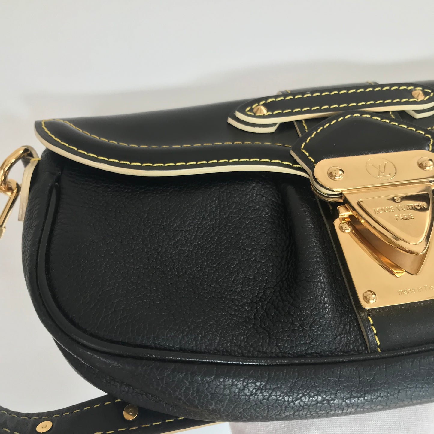 Louis Vuitton Black Suhali Le Precieux Pochette Clutch