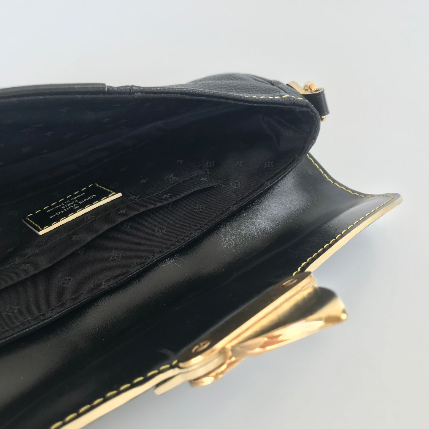 Louis Vuitton Black Suhali Le Precieux Pochette Clutch