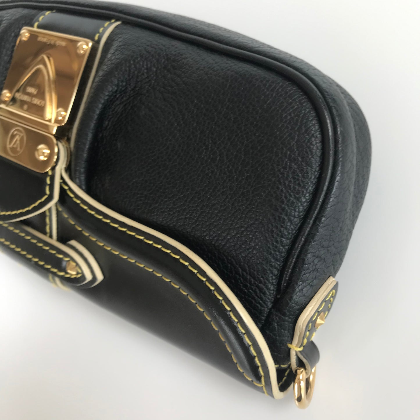 Louis Vuitton Black Suhali Le Precieux Pochette Clutch