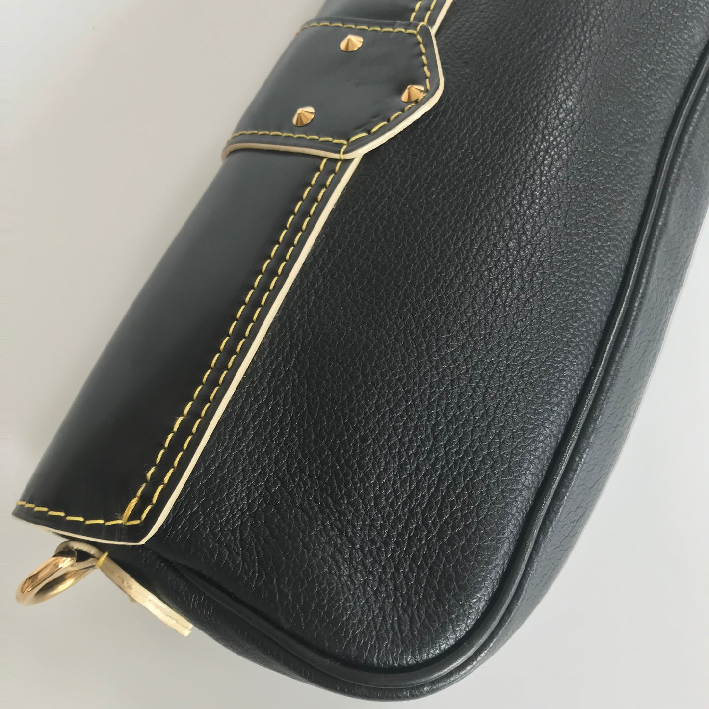Louis Vuitton Black Suhali Le Precieux Pochette Clutch