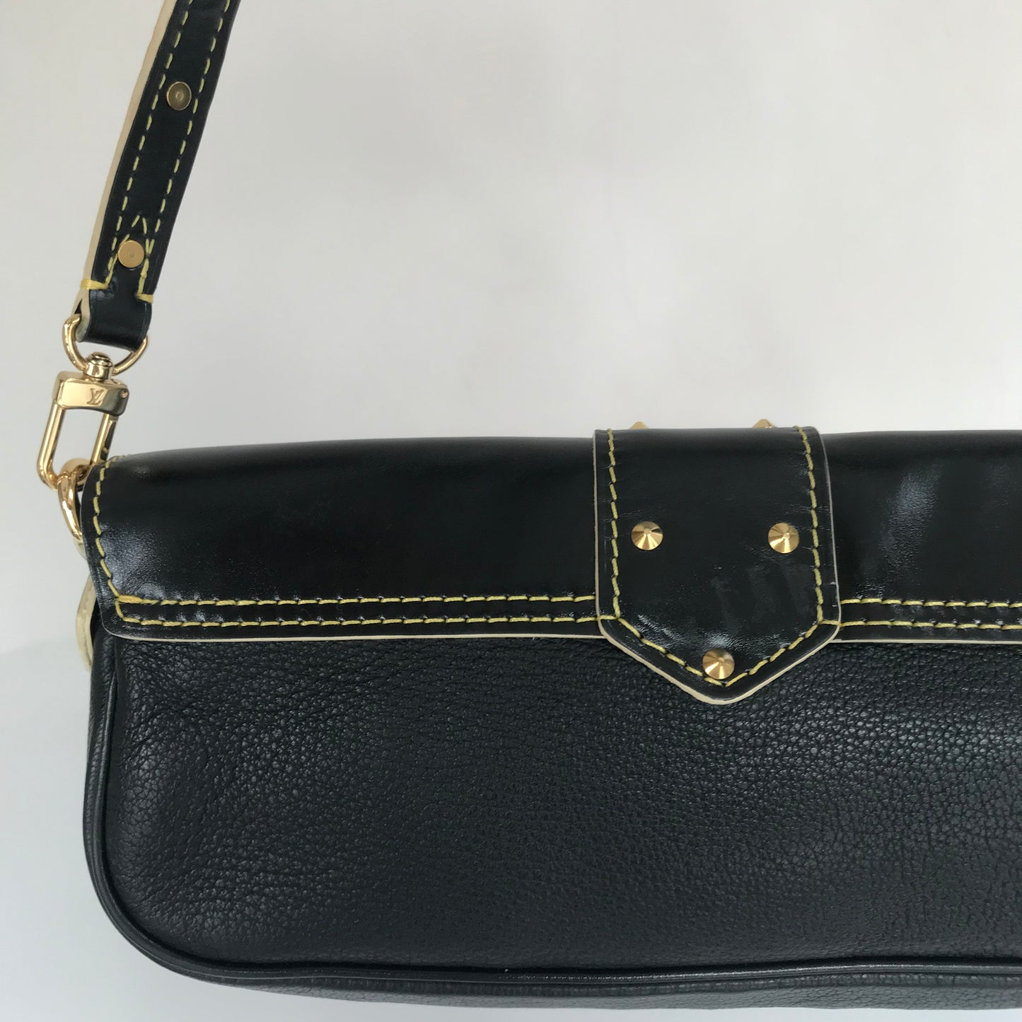 Louis Vuitton Black Suhali Le Precieux Pochette Clutch