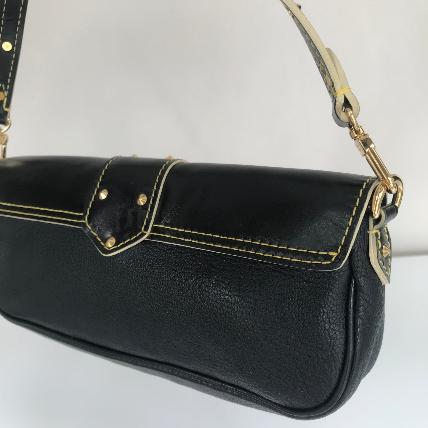Louis Vuitton Black Suhali Le Precieux Pochette Clutch