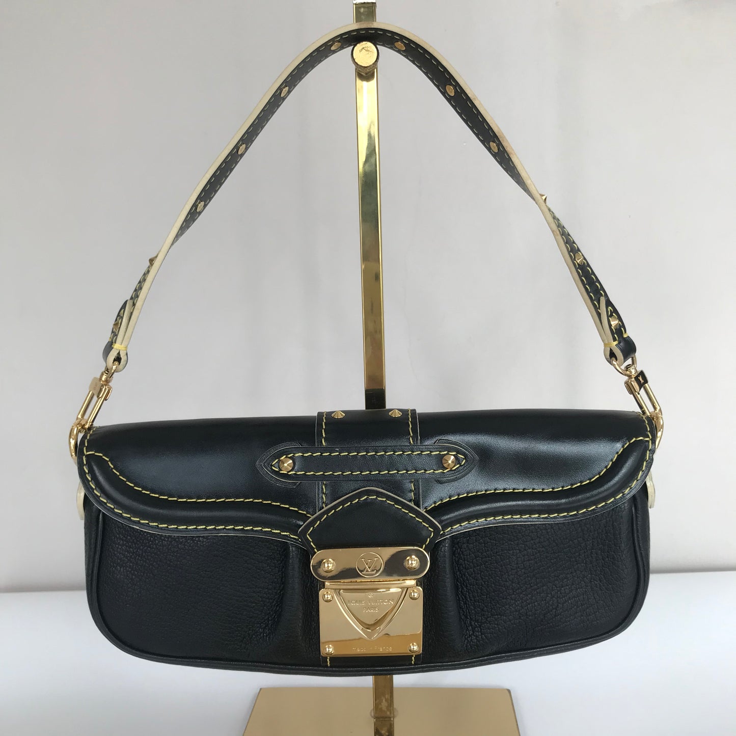 Louis Vuitton Black Suhali Le Precieux Pochette Clutch