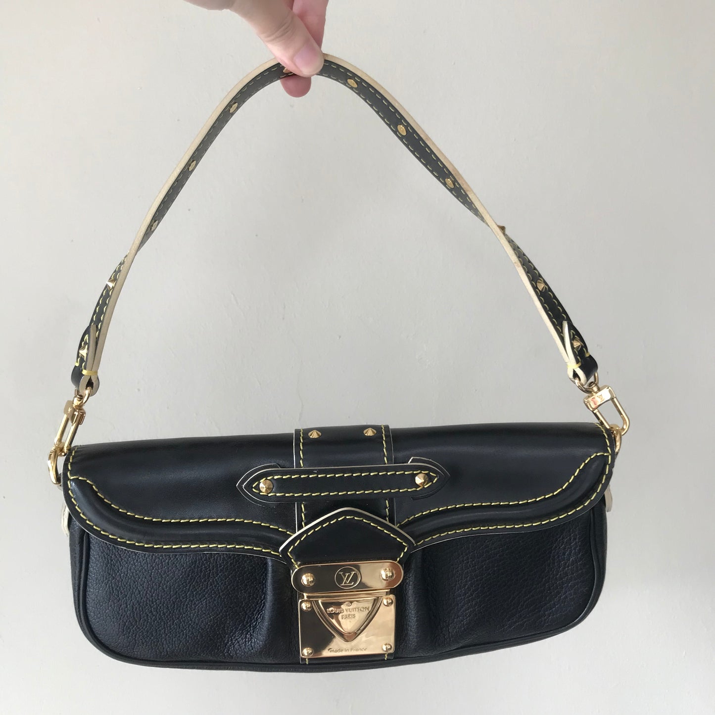 Louis Vuitton Black Suhali Le Precieux Pochette Clutch