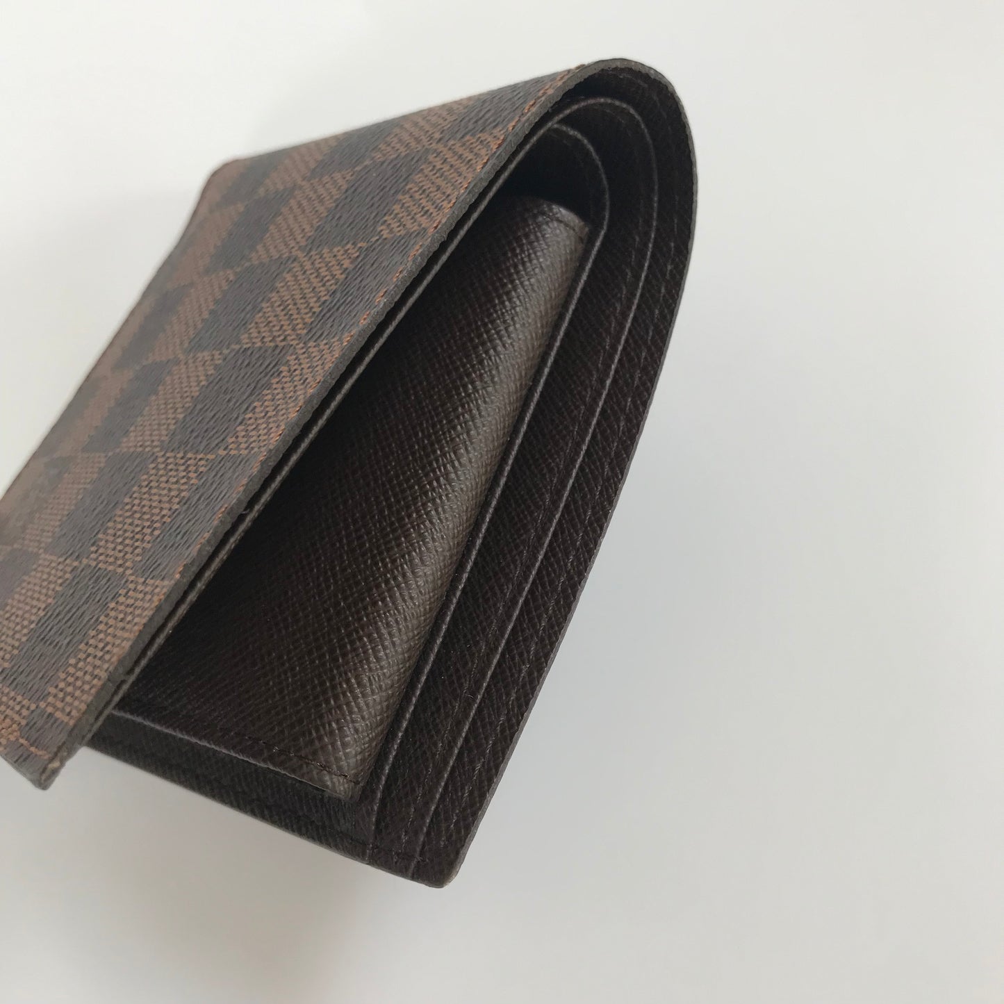 Louis Vuitton Portefeuille Marco Damier Ebene Bifold Wallet